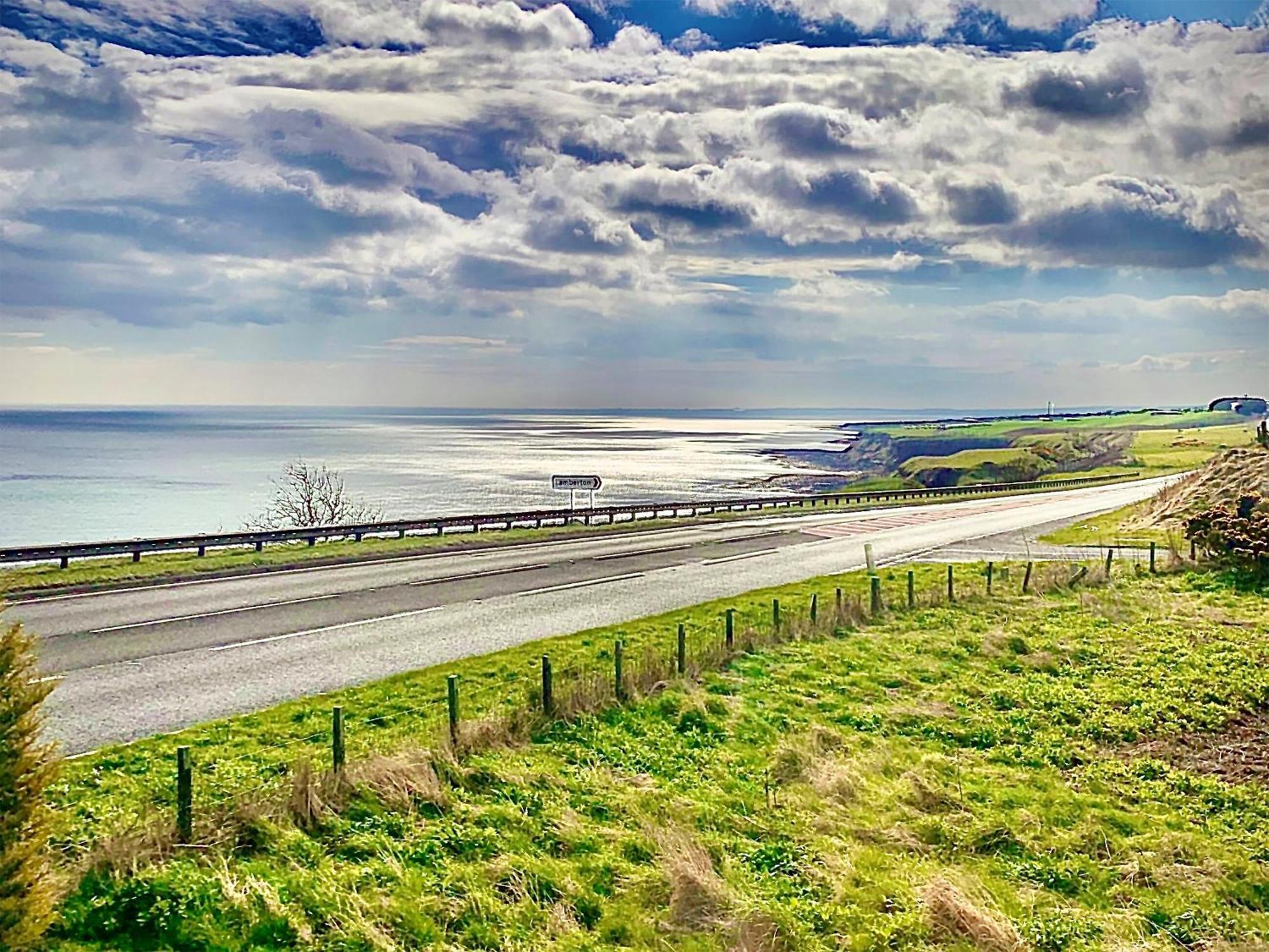 Sea View At Lamberton Villa Burnmouth Exterior photo